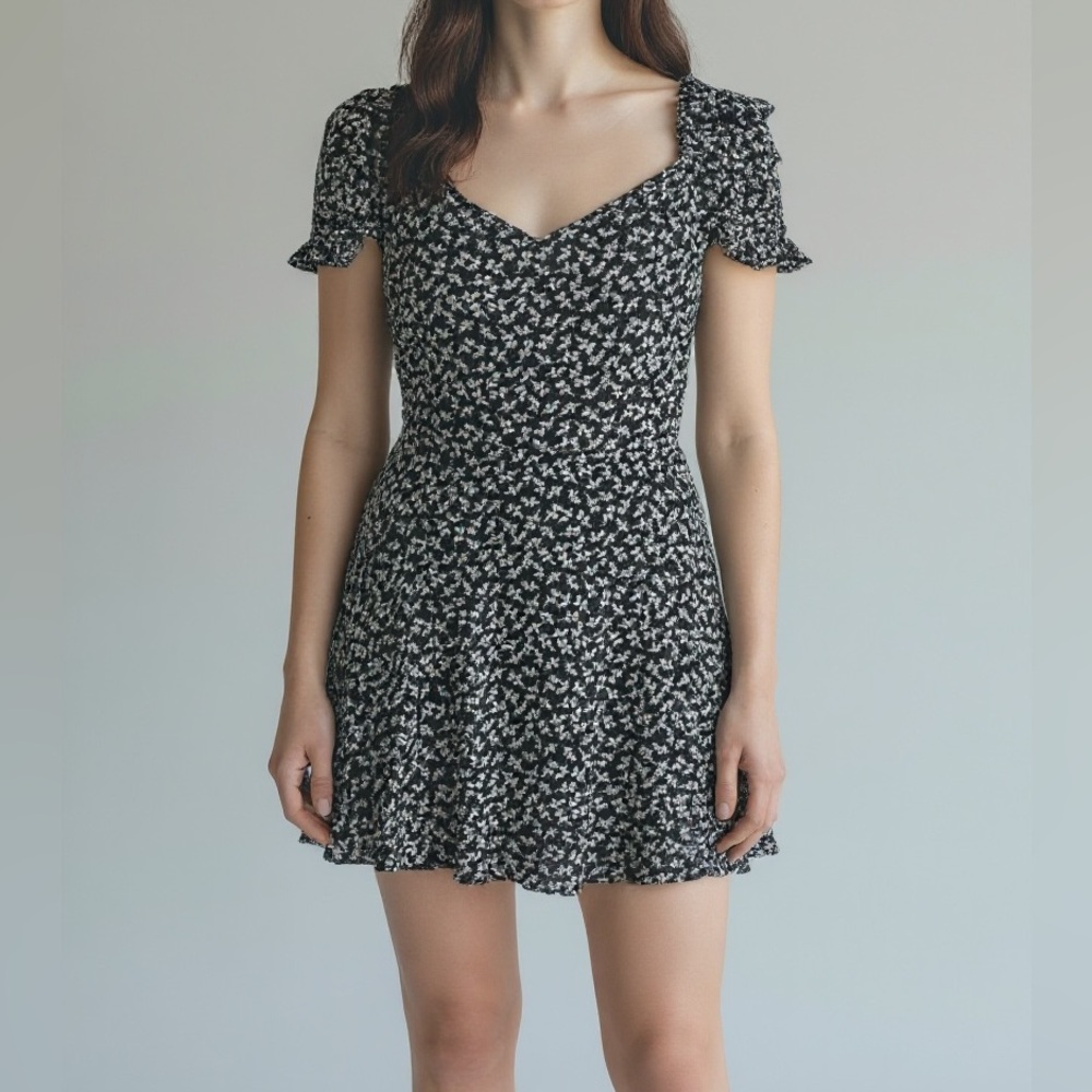 B.O.G COLLECTIVE FLUTTER SLEEVE BLACK DRESS SIZE MEDIUM BAND OF GYPSIES